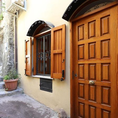 Porta Catania & Duomo Cozy Apartment Taormina Eksteriør billede